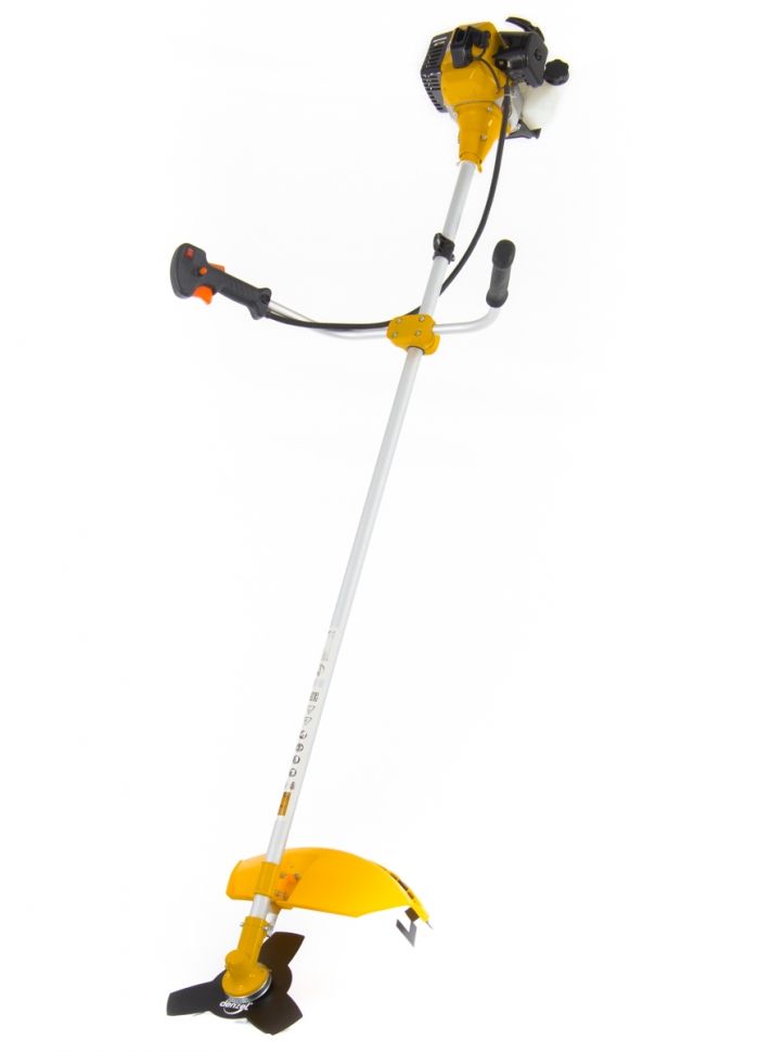 Триммер бензиновый GT-330, состоит из 2 частей, 1 кВт, 32.6 куб.см, в комплекте диск и катушка Denzel