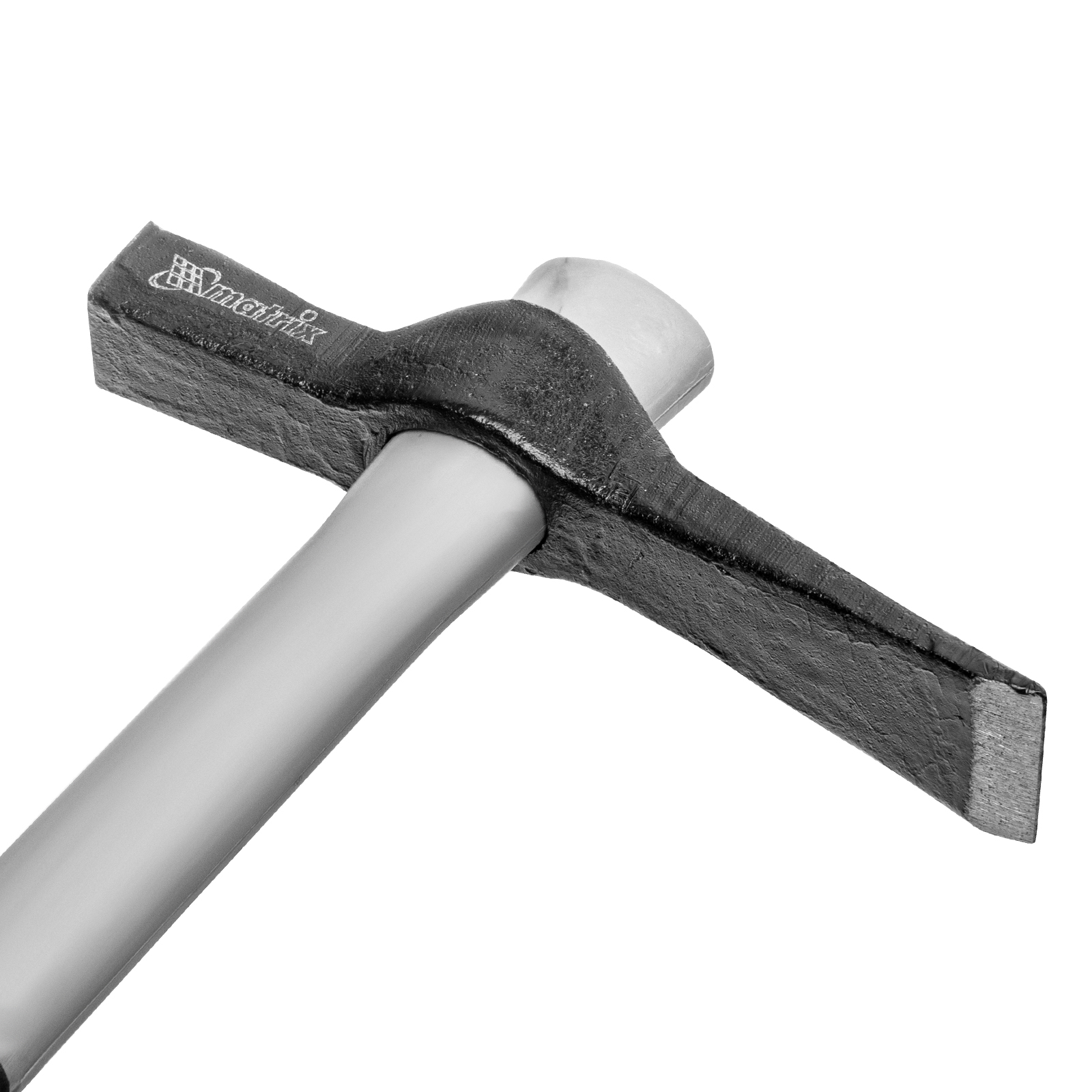 Кирка-молоток печника и каменщика 500 г, фибергласовая обрезиненная рукоятка 385 мм Matrix